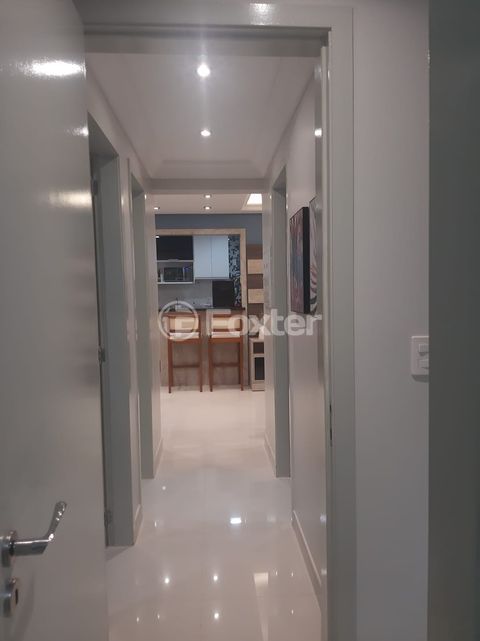 Image 4 - 986366