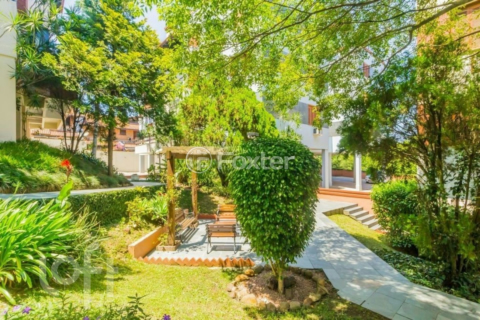 Image 38 - 986380