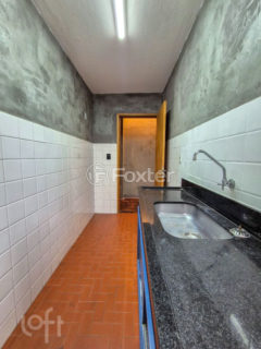 Image 5 - 986425