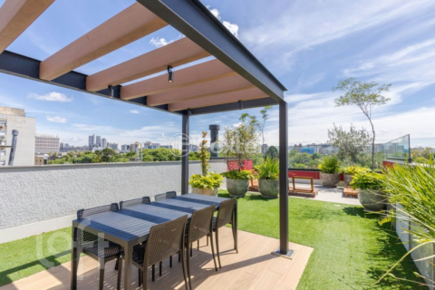 Image 29 - 986562