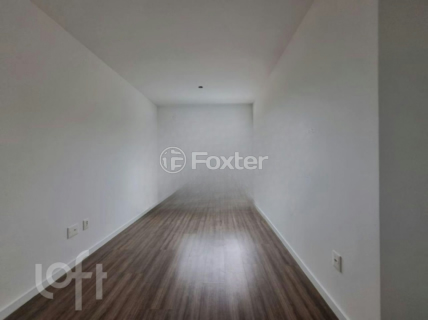 Image 7 - 986571