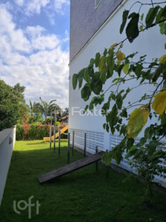 Image 33 - 986663