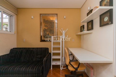 Image 31 - 986676