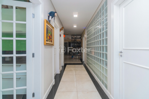 Image 36 - 986676