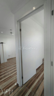 Image 8 - 986728