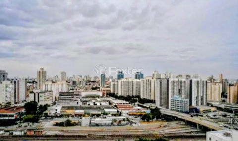 Image 10 - 986739