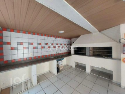 Image 39 - 986740