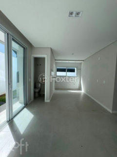 Image 21 - 986779