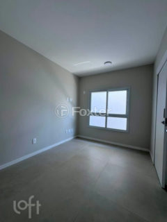 Image 35 - 986779