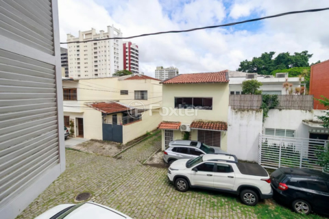 Image 31 - 986833
