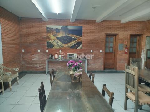 Image 11 - 987004