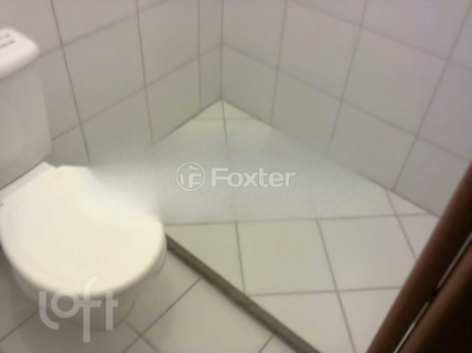 Image 7 - 987040