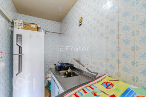 Image 7 - 987041