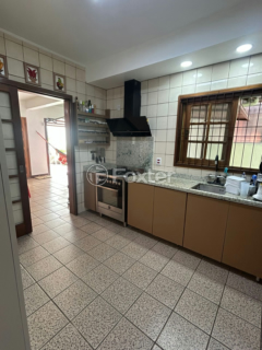 Image 5 - 987268