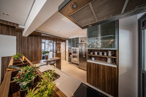 Image 34 - 987334