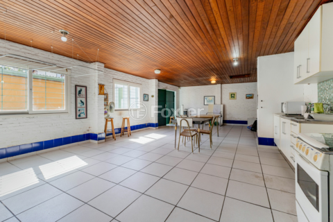 Image 36 - 987376