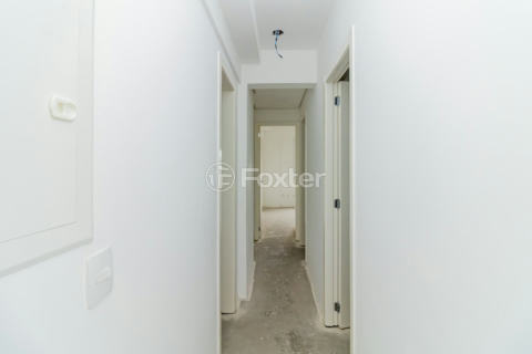 Image 4 - 987410