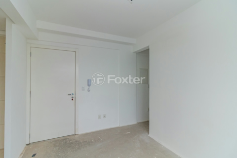 Image 3 - 987410