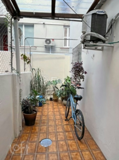 Image 15 - 987444