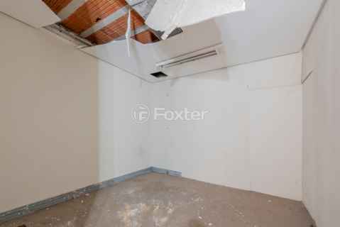 Image 4 - 987456
