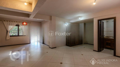 Image 7 - 987490