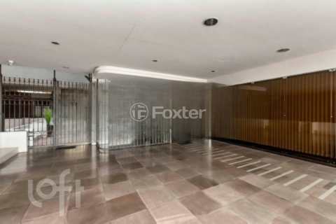 Image 37 - 987690