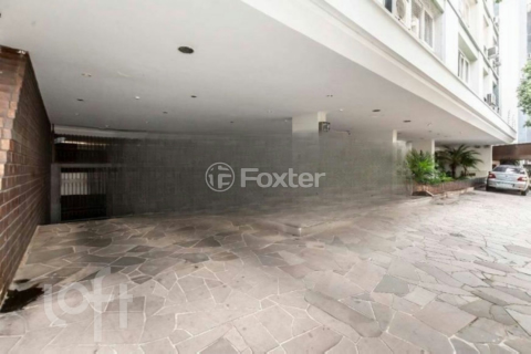 Image 38 - 987690