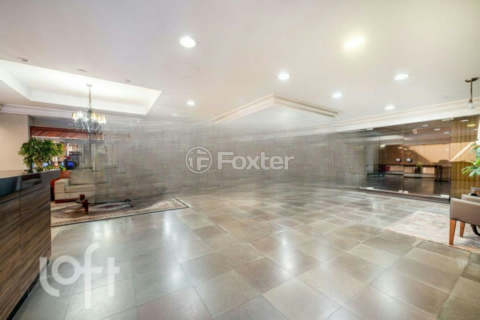 Image 36 - 987690