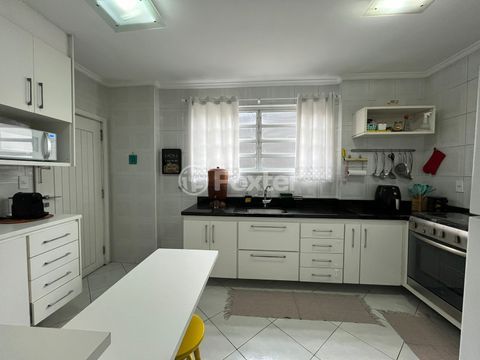 Image 5 - 987724