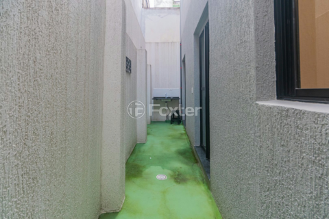 Image 7 - 987786