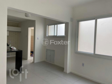 Image 7 - 987800