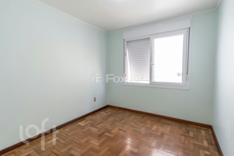 Image 8 - 987836