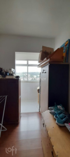 Image 37 - 987844