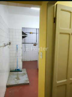 Image 7 - 987861
