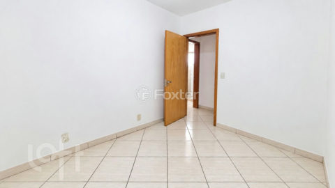 Image 11 - 987883