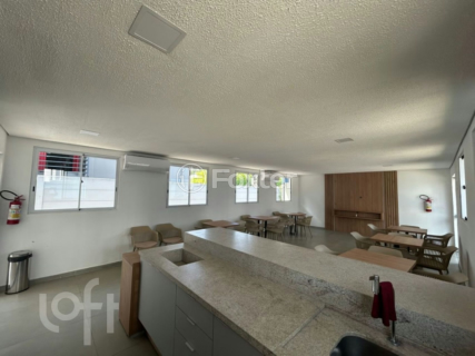 Image 3 - 987884