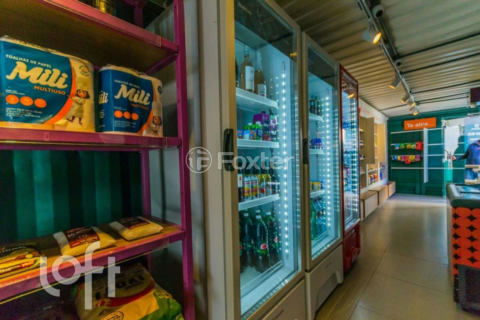 Image 23 - 987922