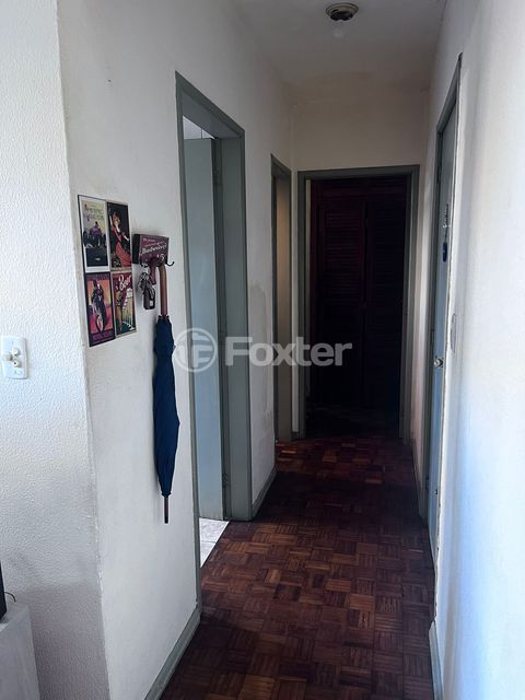 Image 3 - 987937
