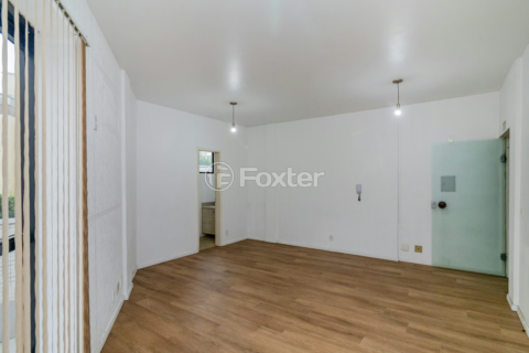 Image 7 - 987979