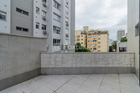 Image 3 - 987979