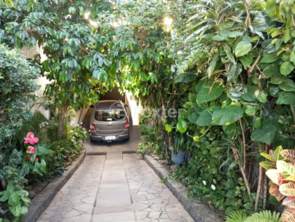 Image 7 - 988098