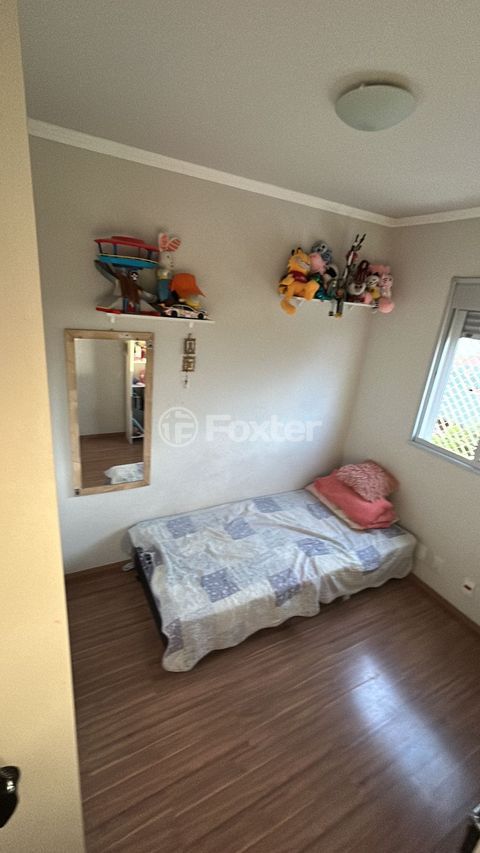 Image 7 - 988104