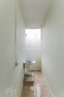 Image 11 - 988125