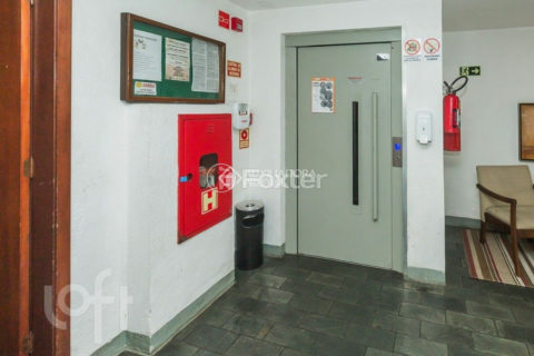 Image 44 - 988151