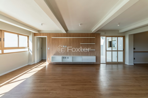Image 4 - 988403