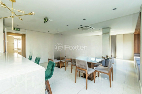 Image 34 - 988406