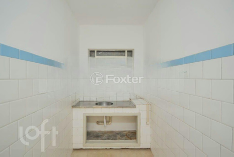 Image 3 - 988411