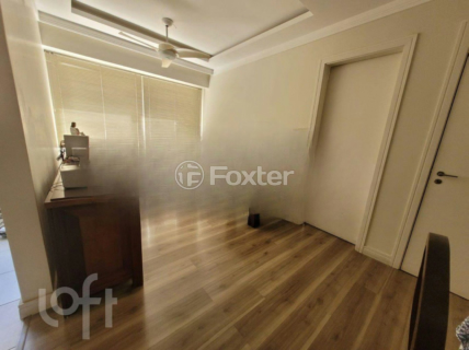 Image 3 - 988432