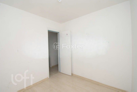 Image 19 - 988444