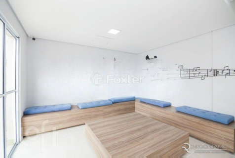 Image 56 - 988444
